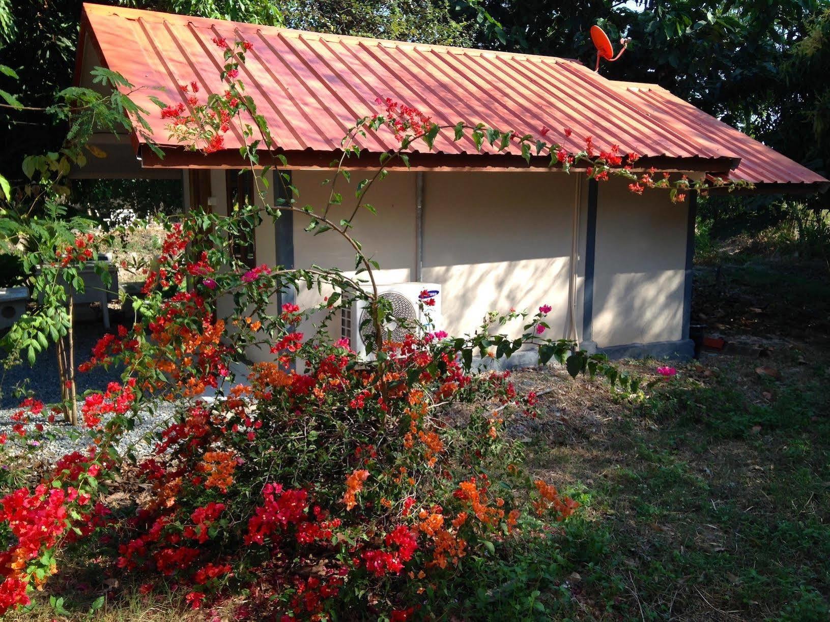 Watthana Nakhon Areeya Resort מראה חיצוני תמונה